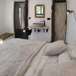 Alegria Rustica 2 Rustic Happiness Bed & Breakfast Envendos